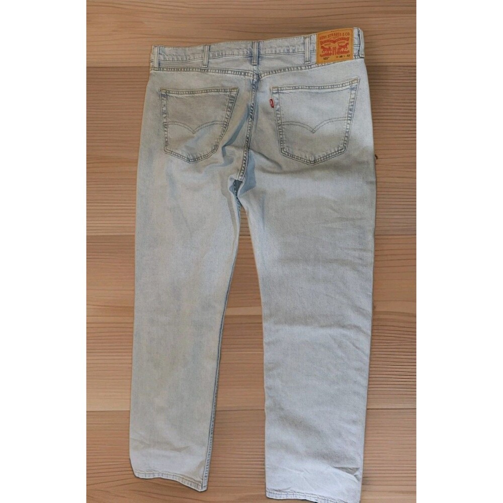 Levi's 505 Men's Jeans 38x32 Light Wash Regular Fit Straight Leg Blue Denim 2024 - Picture 2 of 9